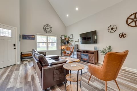 Counce Vacation Rental w/ Private Deck: Near Golf! House in Pickwick Lake