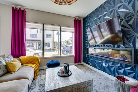 Upscale Davenport Home w/ Pool: 8 Mi to Disney! Villa in Loughman