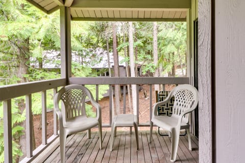 Cozy Resort Condo ~ 2 Mi to Whitefish Mtn Resort! Apartment in Whitefish