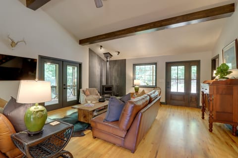 Hayesville ‘River Run’ Home on Hiwassee River! House in Tennessee