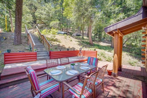 Crestline Area Vacation Rental Cabin w/ Decks! House in Cedarpines Park