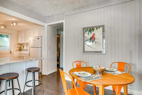 Near Hospitals & Red Rocks: Dog-Friendly Home! House in Englewood