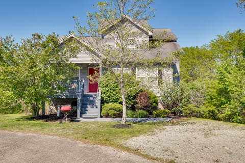 Cozy Resort-Style Escape on Taylorsville Lake! Cottage in Indiana