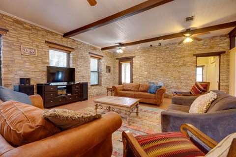 10-Acre San Marcos Vacation Rental ~ 6 Mi to TSU! House in San Marcos