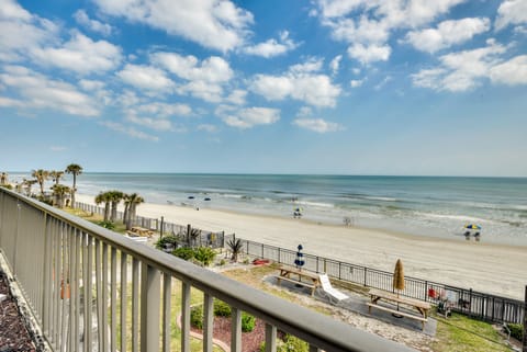 Daytona Beach Vacation Rental w/ Pool Access Apartment in Daytona Beach Shores