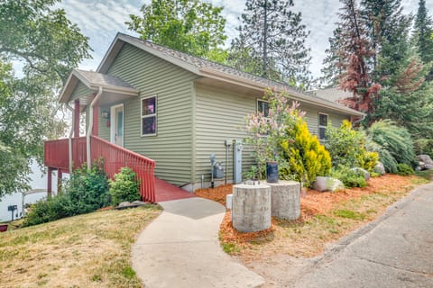 Pet-Friendly Wisconsin Cabin on Lake w/ Fire Pit! House in Wisconsin