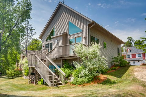 Lakefront Wisconsin Getaway w/ Kayak + Boat Dock! House in Wisconsin