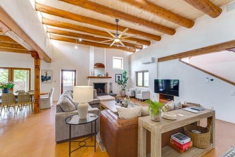 Mtn-View Retreat w/ Hot Tub in New Mexico! House in New Mexico