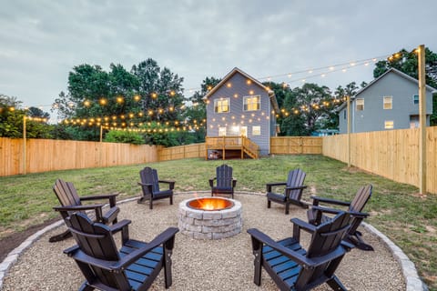 Getaway w/ Fire Pit: 3 Mi to River Arts District! House in Asheville
