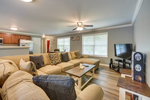 Guntersville Lake House: Boat Ramp Access! House in Alabama