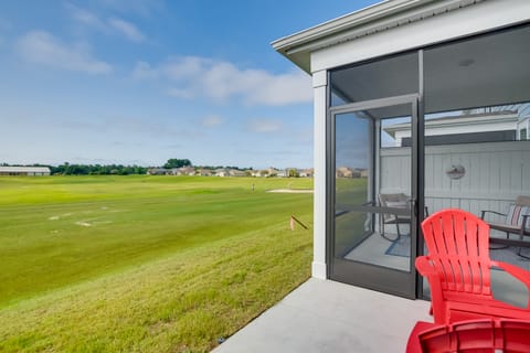 Golf Getaway w/ Pool Access in North Myrtle Beach Apartment in North Myrtle Beach