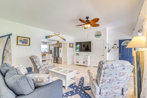 Hot Tub & Gas Grill: Port Richey Retreat House in Florida