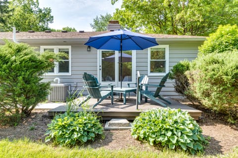 Tree-Lined Indianapolis Home ~ 10 Mi to Downtown! House in Indianapolis