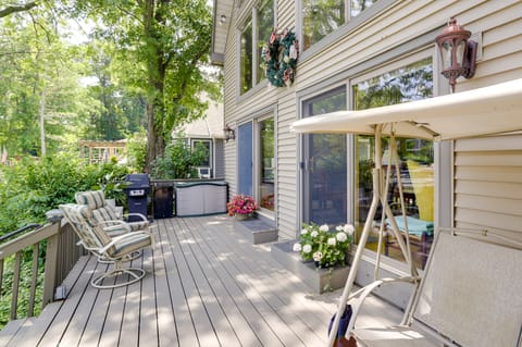 Lakefront Vandalia Home w/ Boat Dock & Gas Grill! House in Michigan