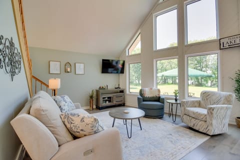 Lakefront Sunburg Vacation Rental w/ Boat Dock! House in Minnesota