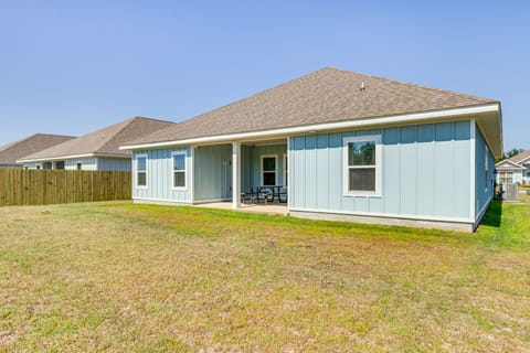 Gulf Breeze Home Rental: 8 Mi to Pensacola Beach! House in Pensacola Beach