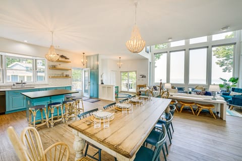 Private Beachfront Lake Michigan Rental w/ Kayaks House in Wisconsin