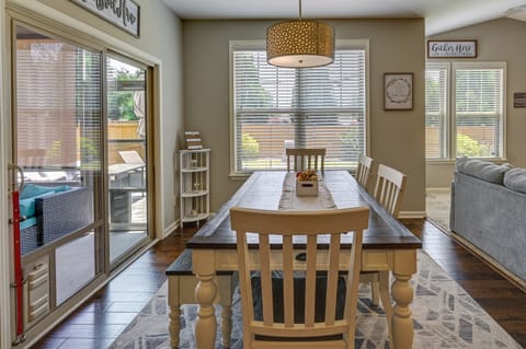 Cozy South Carolina Retreat w/ Patio & Fireplace! House in South Carolina