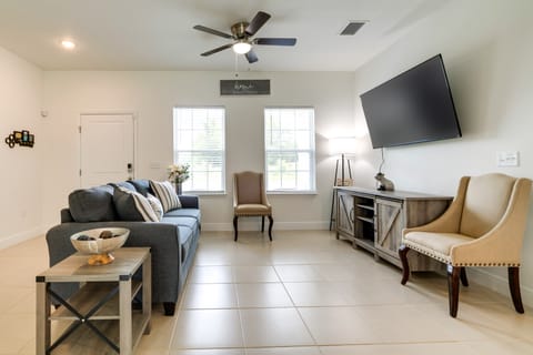 Bright, Pet-Friendly Home: 16 Mi to Downtown Ocala House in Florida