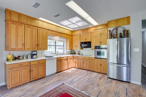 Serene Buffalo Gap Oasis on 4 Secluded Acres! House in Texas