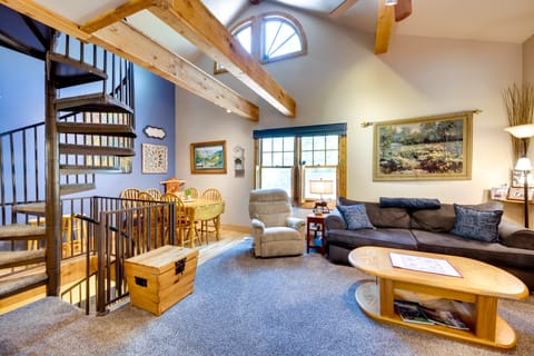 Historic Colorado Springs Home w/ Yard in Downtown House in Colorado Springs