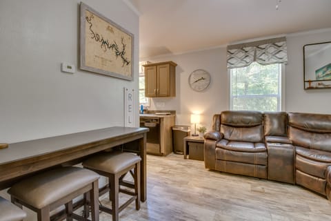 Oakland Oasis: Serene Retreat in the Ozarks House in Arkansas