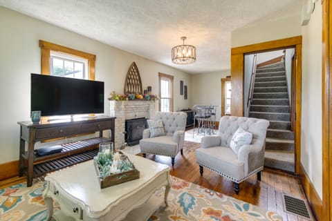 Countryside Home in Wooster w/ Patio & Fire Pit House in Ohio