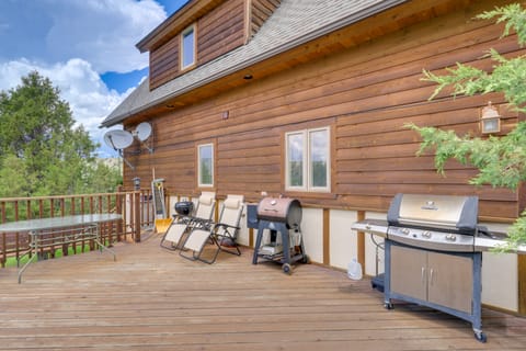 Alder Home w/ Mountain Views – 2 Mi to Ruby River House in Idaho