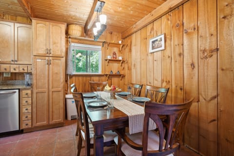 Wilmington Vacation Rental Near Hiking and Skiing! House in Wilmington