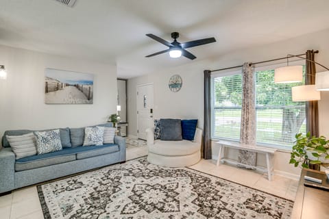 Port Charlotte Home w/ Sunroom, Grill & Fire Pit! House in Port Charlotte