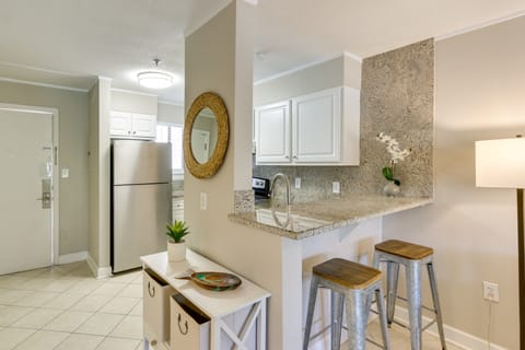 Pools, Beach Access: South Carolina Retreat! Apartment in Hilton Head Island