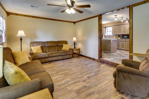 9 Mi to Grove: Home w/ Fire Pit in Southwest City House in Ozark Mountains