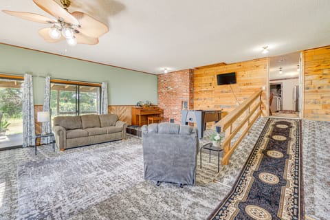 9 Mi to Grove: Home w/ Fire Pit in Southwest City House in Ozark Mountains