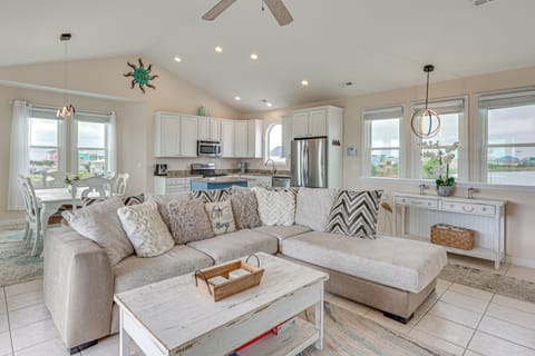 Walk to Surf City Beach: Ocean-View Home w/ Decks! House in Surf City