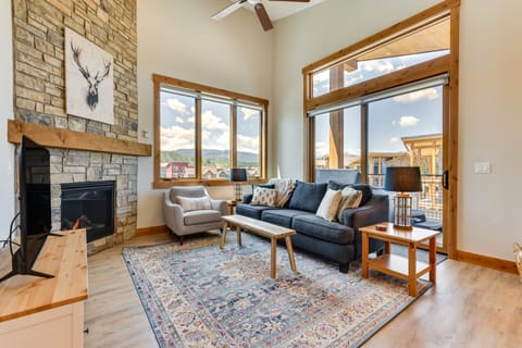 Mountain-View Fraser Condo w/ Balcony + Hot Tub! Apartment in Fraser