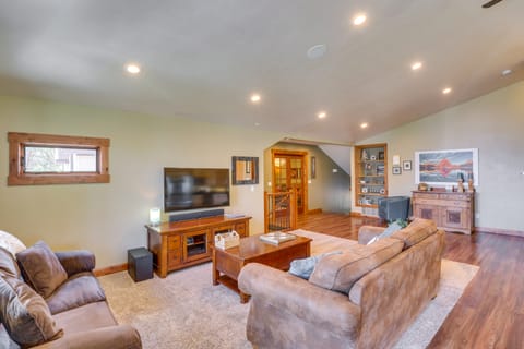 ‘Flathead Lake Base Camp’ in Somers: Lake View! House in Flathead Lake