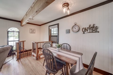 Private Hot Tub & Dock: Lakefront Grove Retreat! House in Ozark Mountains