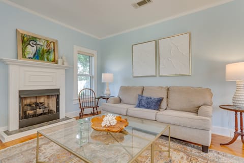 Pensacola Paradise: Furnished Deck & Gas Grill! House in Pensacola