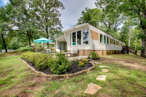 Waterfront Royal Home w/ Dock & Patio! House in Rockwell