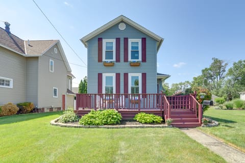Vermilion Home - Walk to Main Street Beach! House in Vermilion