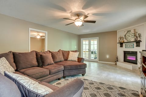 Peaceful Lucedale Hideaway on Private Acerage! House in Mississippi