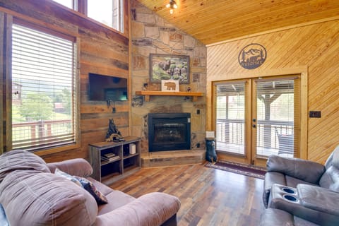 Views, Fire Pit + Game Room: Smoky Mountain Cabin House in Sevier County