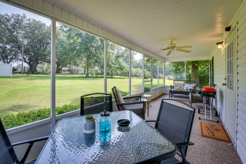 24 Mi to Morrison Springs County Park: Cozy Home House in South Walton County