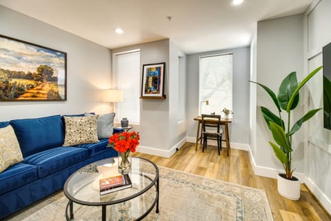 Charming Alexandria Vacation Rental in Old Town! Apartment in Alexandria