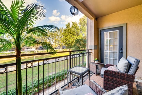 9 Mi to Disney: Davenport Condo w/ Community Pools Apartment in Four Corners