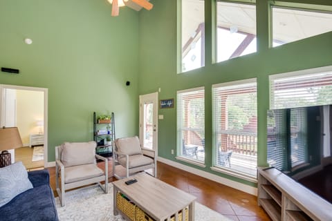 Fish & Kayak: Tranquil Cedar Creek Home! House in Tool