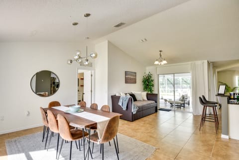 Beach Gear & Fire Pit: Palm Coast Group Escape House in Palm Coast