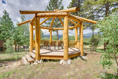 Alma Mountain Getaway w/ Private Hot Tub & Views House in Park County