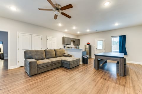 Texas Family Home w/ Hot Tub: 1 Mi to Lake Whitney House in Texas