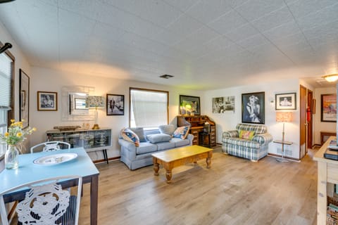 Pet-Friendly Mt Dora Apartment w/ Deck - Near Lake Apartment in Mount Dora